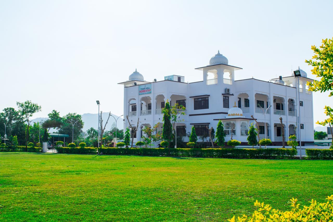 Tiger Hill Homestay Удайпур Экстерьер фото