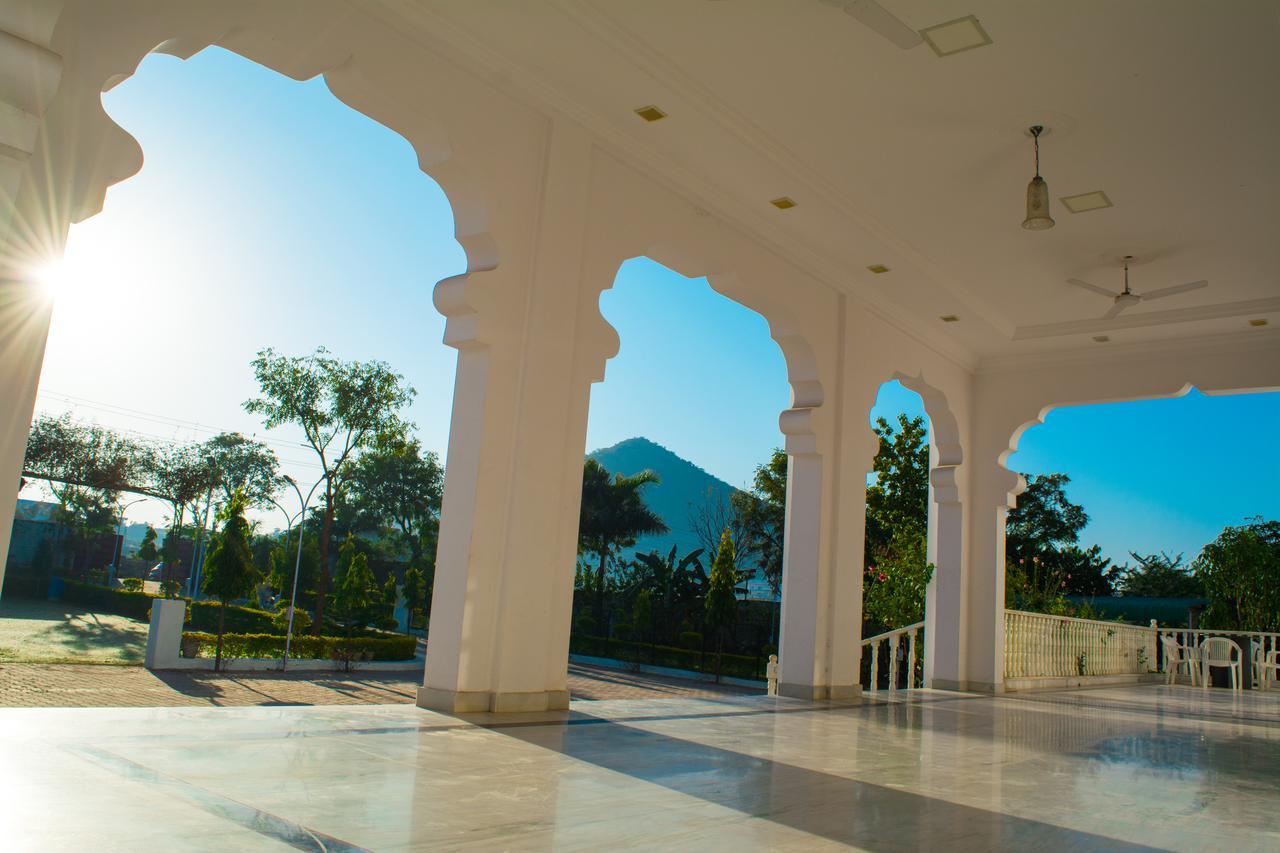 Tiger Hill Homestay Удайпур Экстерьер фото